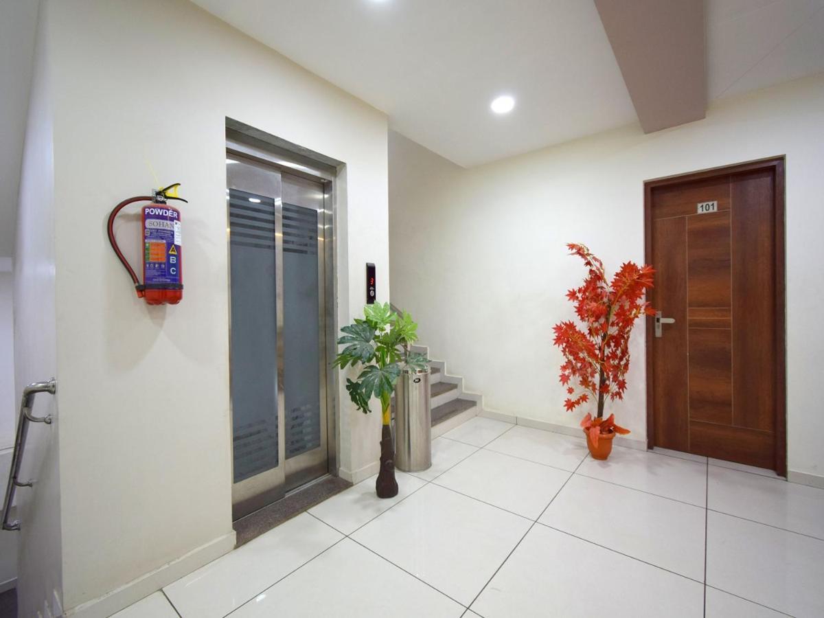 Hotel Embassy Kalol Ngoại thất bức ảnh