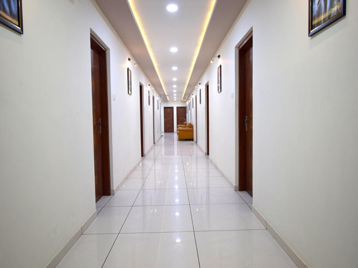 Hotel Embassy Kalol Ngoại thất bức ảnh