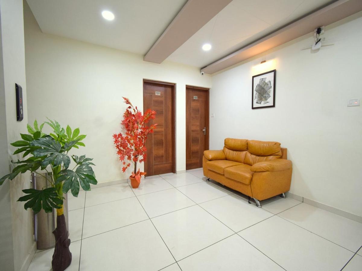 Hotel Embassy Kalol Ngoại thất bức ảnh